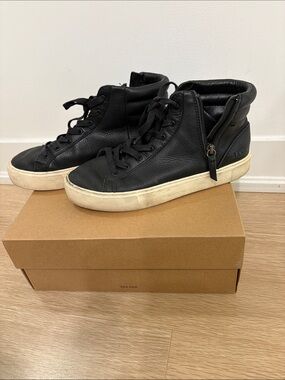 UGG Leather Sneaker